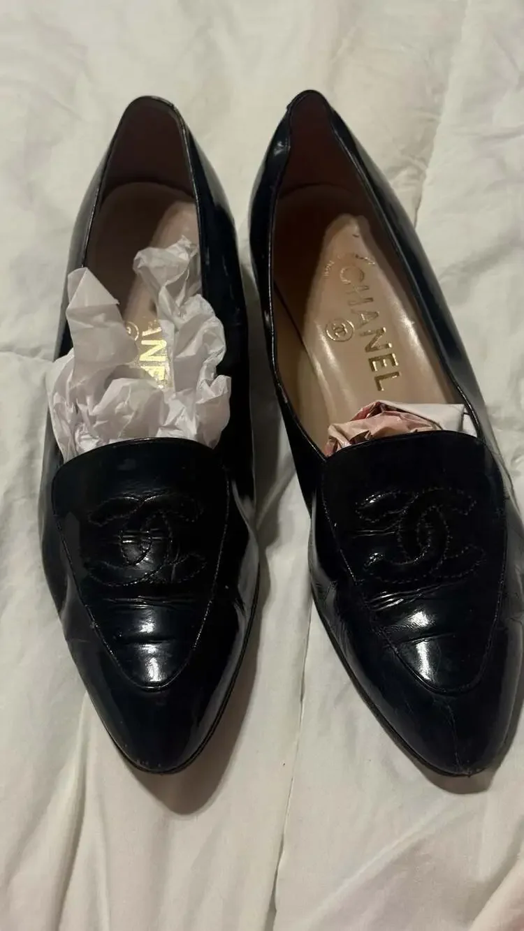 Vintage CHANEL Loafer – ,